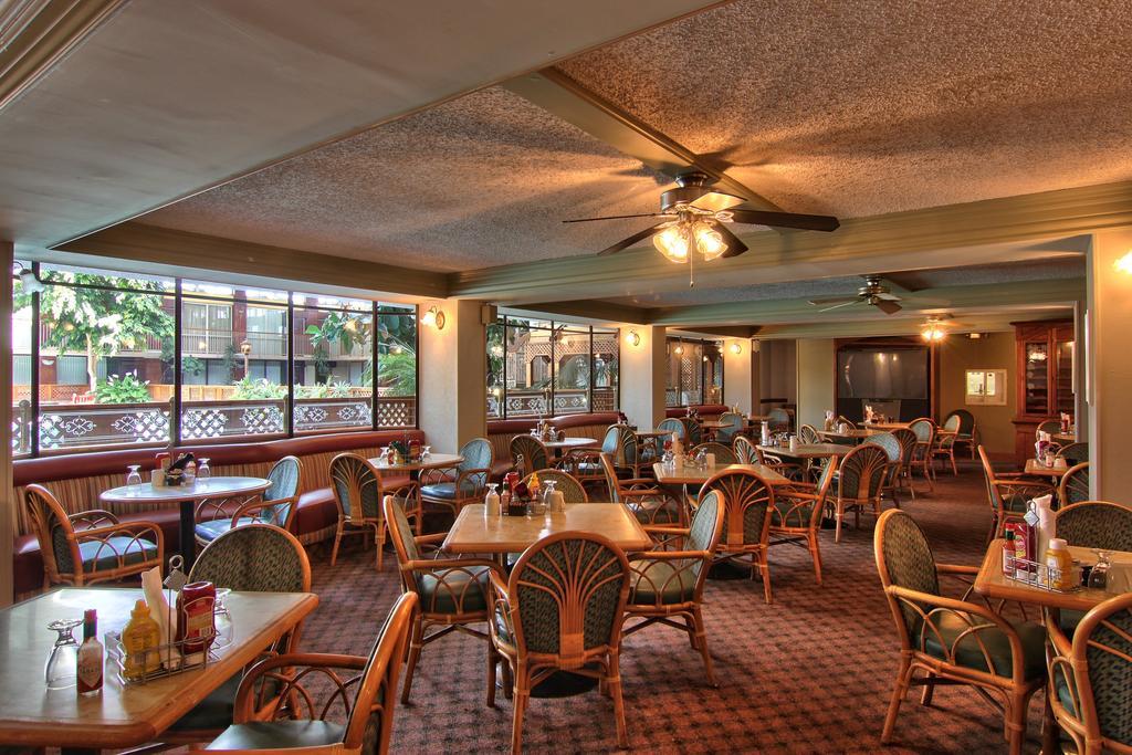 Clarion Inn Conference Center موديستو، كاليفورنيا المظهر الخارجي الصورة