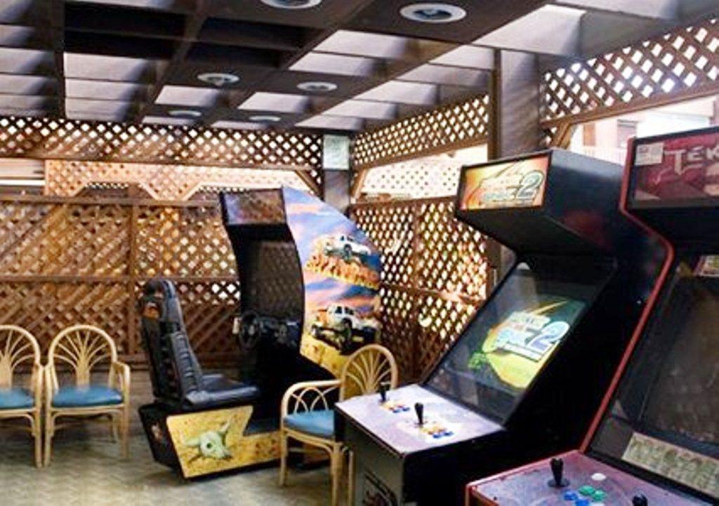 Clarion Inn Conference Center موديستو، كاليفورنيا المظهر الخارجي الصورة